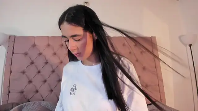 Snapshot of xanna_sweet chatting on January 2025 08:04:01 PM xanna sweet online show from January 2025 08:04:01 PM