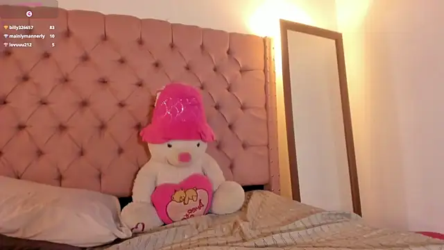 Snapshot of xanna_sweet chatting on February 2025 11:24:01 PM xanna sweet online show from February 2025 11:24:01 PM