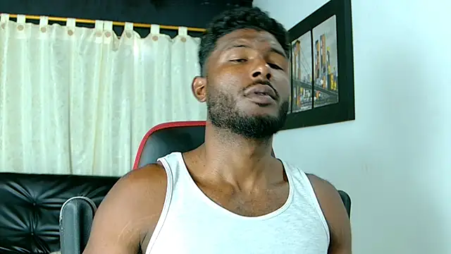 Snapshot of Black_indiian chatting on October 2025 06:17:02 PM Black indiian online show from October 2025 06:17:02 PM