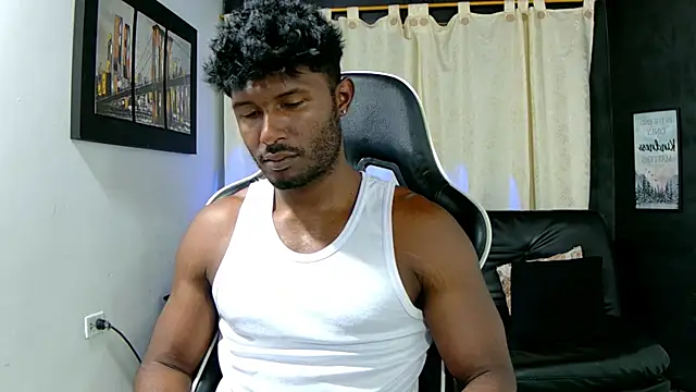 Snapshot of Black_indiian chatting on December 2025 06:59:01 PM Black indiian online show from December 2025 06:59:01 PM