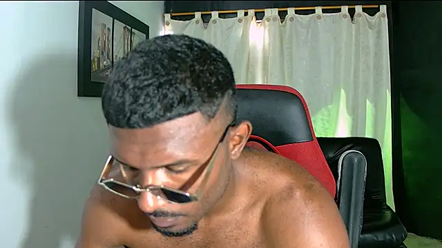 Snapshot of Black_indiian chatting on April 2026 04:23:02 PM Black indiian online show from April 2026 04:23:02 PM