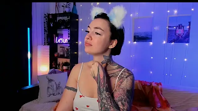 Snapshot of Magic_Allie chatting on December 2025 07:38:02 AM Magic Allie online show from December 2025 07:38:02 AM