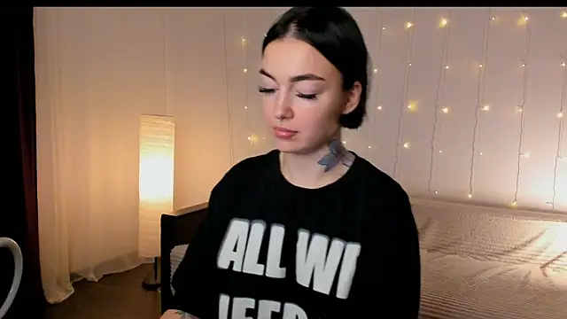 Snapshot of Magic_Allie chatting on January 2026 08:14:01 PM Magic Allie online show from January 2026 08:14:01 PM