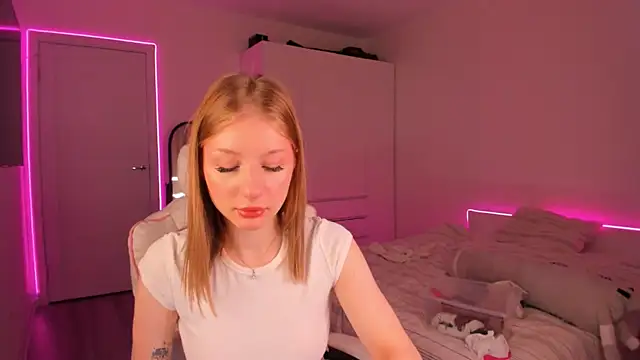 Eva Davi online show from March 2025 01:53:02 AM