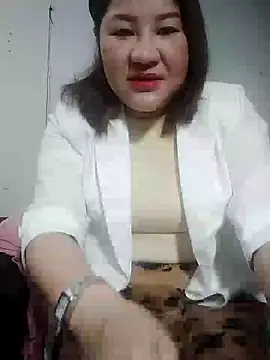 Snapshot of Rose_DiDi chatting on February 2025 02:11:02 AM Rose DiDi online show from February 2025 02:11:02 AM