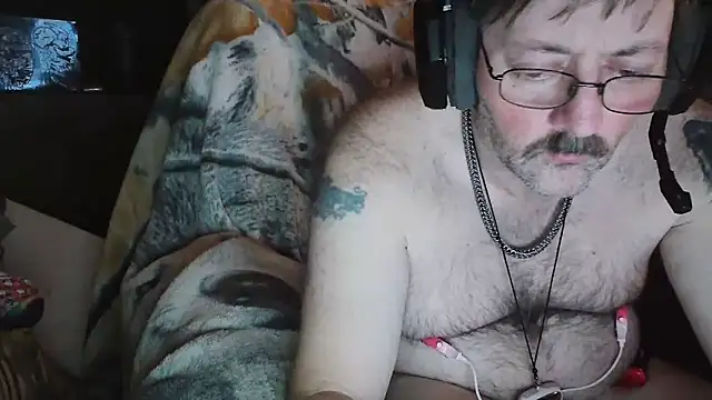 Snapshot of SlutPupWaya chatting on March 2025 03:18:02 AM SlutPupWaya online show from March 2025 03:18:02 AM