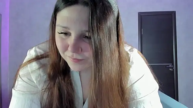 Ruth Oliver online show from December 2024 01:04:02 AM