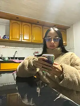 Ady 18 online show from October 2025 12:36:01 AM