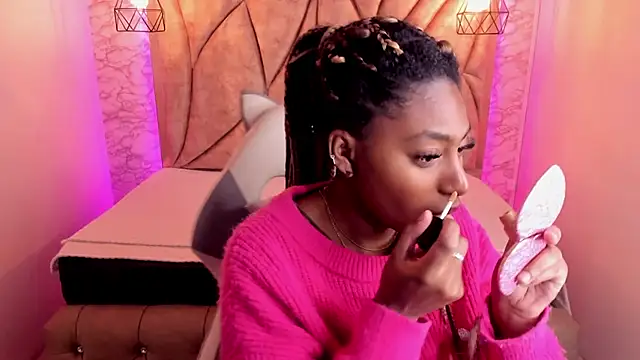 Queen perla  online show from January 2025 12:17:01 PM