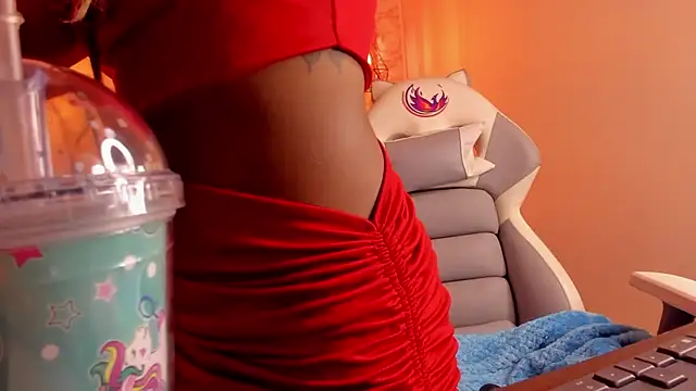 Queen perla  online show from February 2025 03:26:01 PM