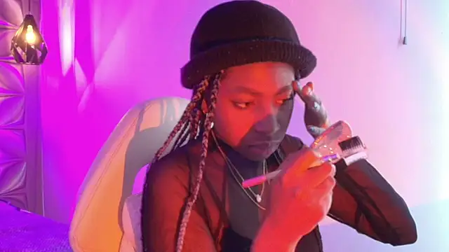 Queen perla  online show from March 2026 12:22:01 PM