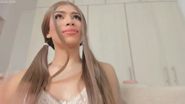 Angel camm online show from March 2026 04:58:01 AM