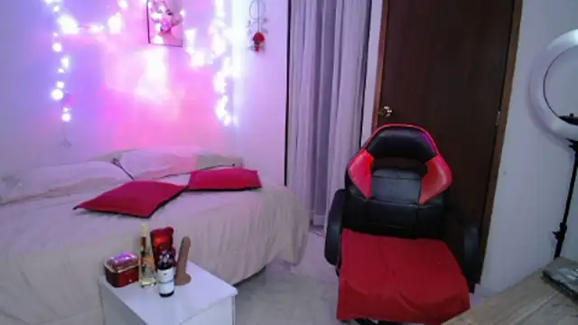 Snapshot of vanessalat chatting on February 2026 11:24:02 PM vanessalat online show from February 2026 11:24:02 PM