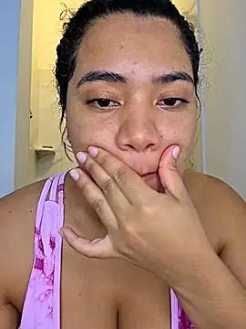 Watagatapitusberry1 online show from November 2025 02:00:01 AM