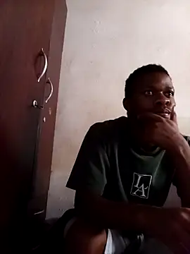 Uncletee112 online show from October 2025 12:42:02 PM