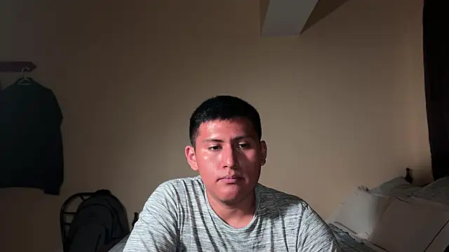 Snapshot of JoshuaTls08 chatting on January 2025 05:43:02 AM JoshuaTls08 online show from January 2025 05:43:02 AM