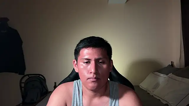 Snapshot of JoshuaTls08 chatting on January 2025 02:33:02 AM JoshuaTls08 online show from January 2025 02:33:02 AM