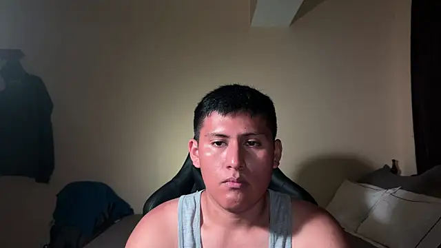 Snapshot of JoshuaTls08 chatting on February 2025 01:47:01 AM JoshuaTls08 online show from February 2025 01:47:01 AM