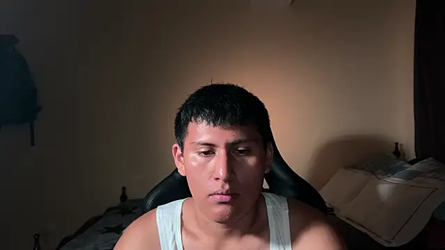 Snapshot of JoshuaTls08 chatting on February 2025 03:36:02 AM JoshuaTls08 online show from February 2025 03:36:02 AM