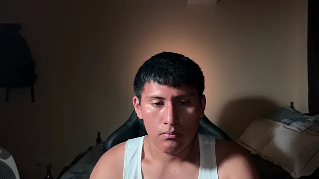 Snapshot of JoshuaTls08 chatting on March 2025 03:29:02 AM JoshuaTls08 online show from March 2025 03:29:02 AM