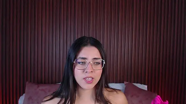 lizowenn  online show from March 2025 01:29:01 PM