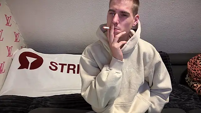 Cookieboy88 online show from January 2025 06:40:01 PM