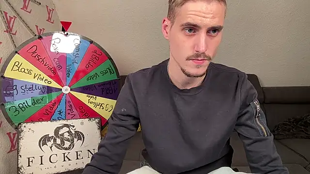 Cookieboy88 online show from October 2025 04:41:01 PM