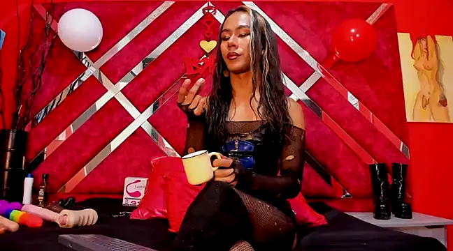 Scarlett Hot5 online show from February 2025 08:48:02 PM