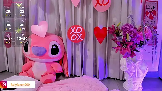 Snapshot of RolyLoren chatting on February 2025 11:12:01 PM RolyLoren online show from February 2025 11:12:01 PM