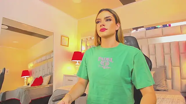 mariiahneedles online show from December 2024 10:45:02 PM