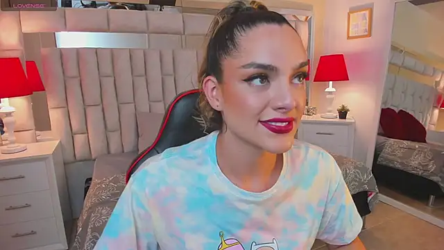 mariiahneedles online show from February 2025 10:33:01 PM