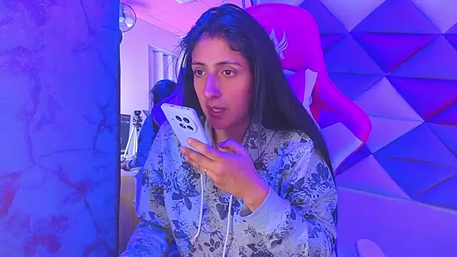 Cameron cutte online show from October 2025 02:41:01 AM