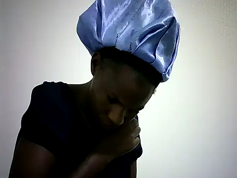 Pierra77 online show from October 2025 07:28:01 AM