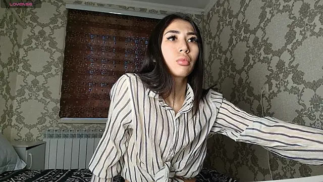 Homura Ayanami online show from April 2026 06:14:01 AM