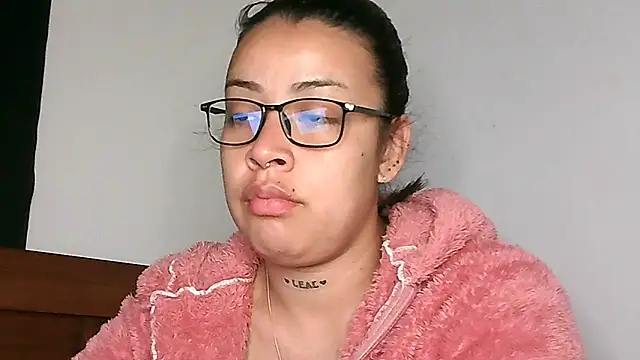 salome  hills1 online show from March 2026 03:17:01 PM