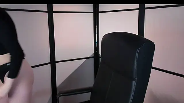 Goddess-Rose online show from January 2025 11:15:01 PM