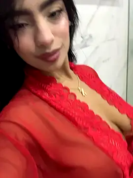 IzzyWild online show from October 2025 10:32:02 AM