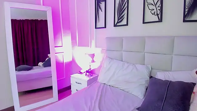 Alisa  walker online show from February 2025 11:10:02 PM