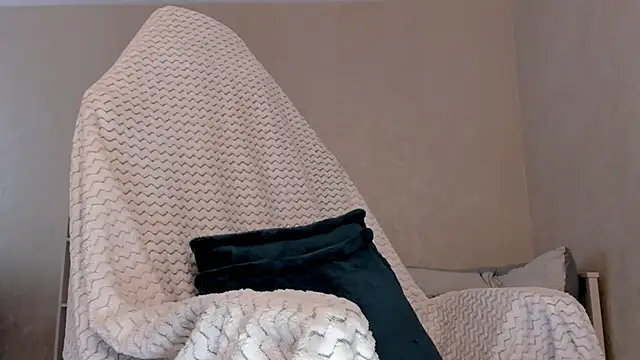 Britney Ross online show from March 2025 06:37:01 AM