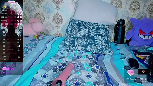 anya weisz online show from February 2025 08:22:01 AM