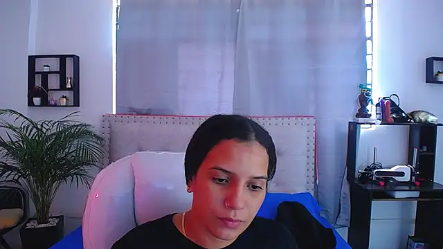 Chiqui milk  online show from March 2025 07:10:01 PM