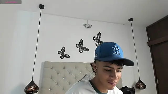 dikey 62 online show from December 2024 08:11:01 PM