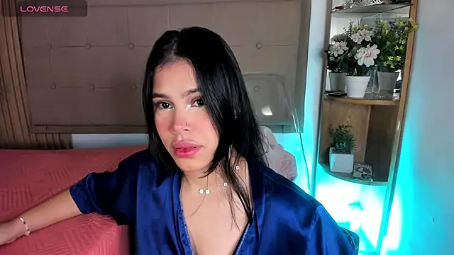 Natasha  Sccott online show from January 2025 02:57:01 PM