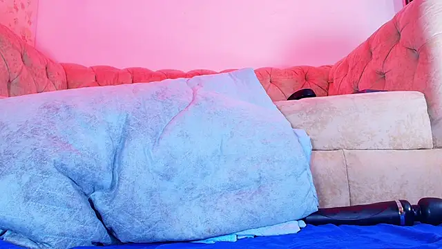 ann berlin online show from September 2025 03:10:01 AM