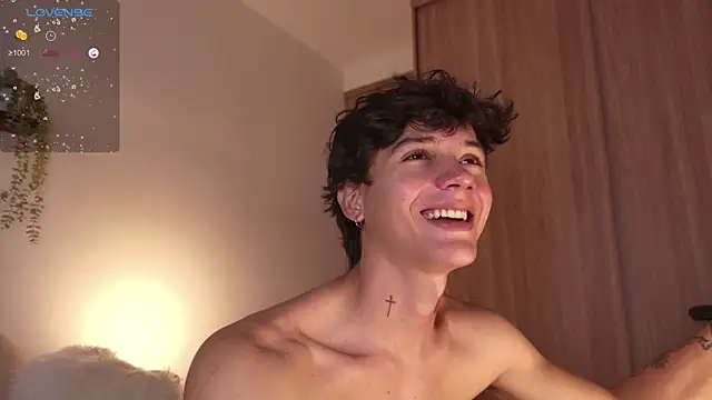 Snapshot of badboy_one_ chatting on September 2025 10:43:01 PM badboy one online show from September 2025 10:43:01 PM