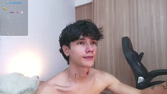 Snapshot of badboy_one_ chatting on September 2025 07:19:02 PM badboy one online show from September 2025 07:19:02 PM