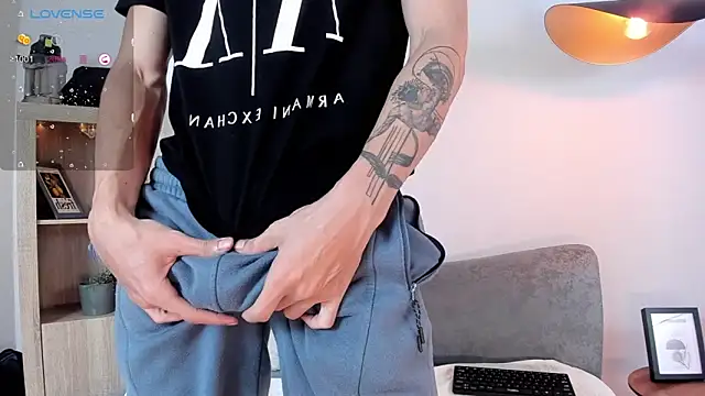 Snapshot of badboy_one_ chatting on October 2025 10:04:02 PM badboy one online show from October 2025 10:04:02 PM