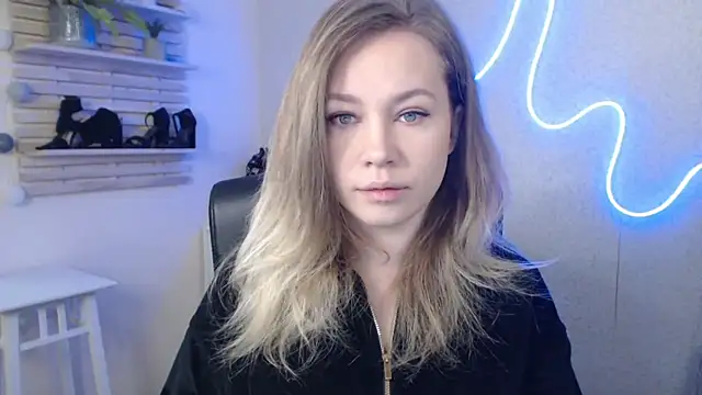 holly xglam online show from January 2025 03:22:01 AM