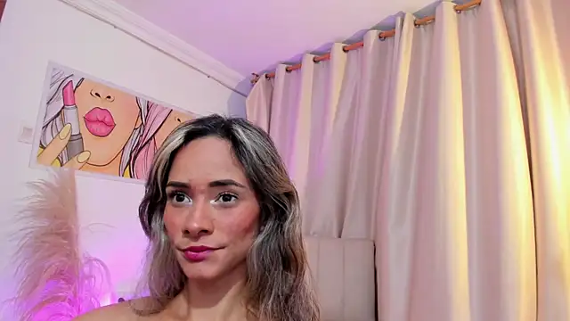 SkiinnyAna online show from April 2026 07:40:02 PM