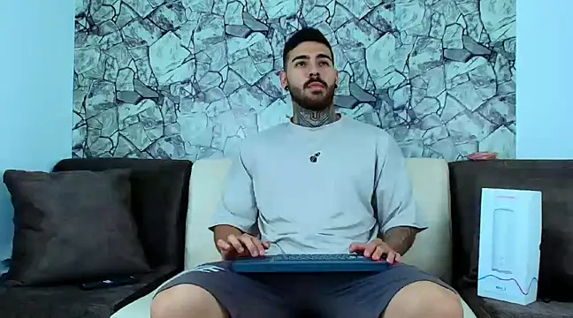 silvano torres online show from December 2024 06:30:02 PM